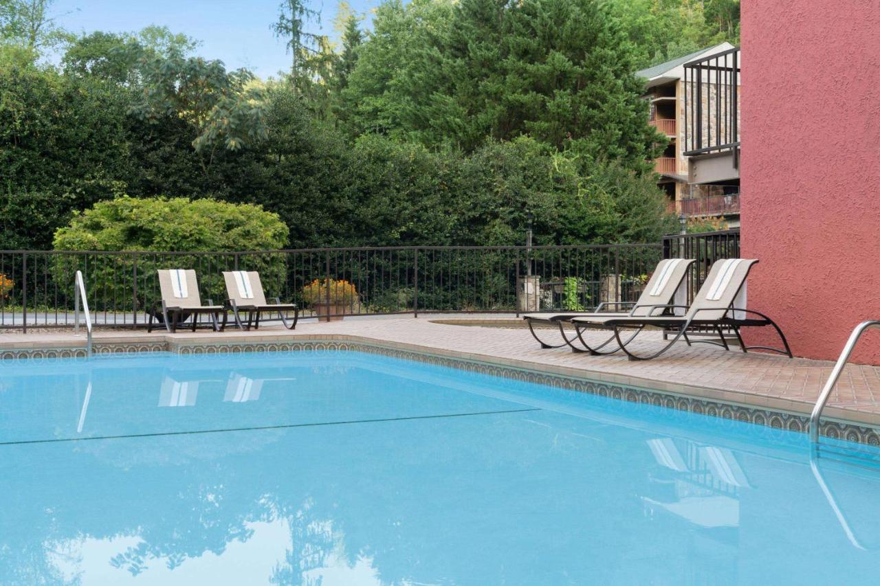 Gatlinburg River Inn Exterior photo